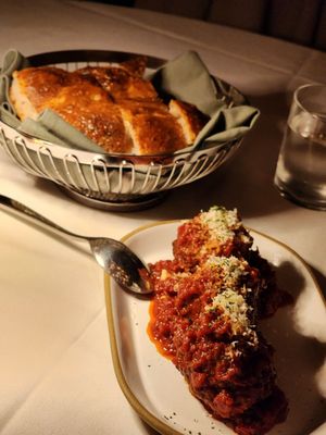 Tucci New York City by null