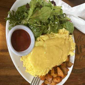 The Chef's Corner - Eggs Benedict - New American Near Me - Mineola, New York