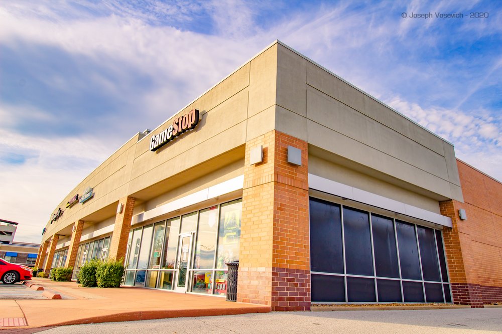 GAMESTOP MAPLEWOOD Updated September 2024 1821 Maplewood Commons