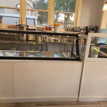 Scoops & Sweet Bubbles - Boba Station - Ice Cream & Frozen Yogurt Near Me - Michigan City, Indiana