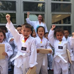 Korea Taekwondo-KTKD - Super Awesome Taekwondo Class!
