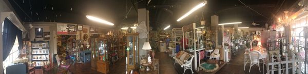 LaSalle Shoppes by null