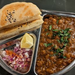 Chole Kulcha