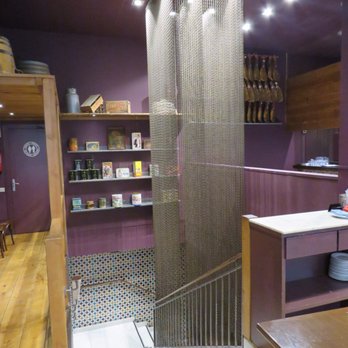 Xaloc - Fancy stairs - Tapas Bars Near Me - Barcelona, B