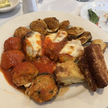 DOMINIC’S ITALIAN RESTAURANT BYOB - Updated March 2026 - 100 Photos ...