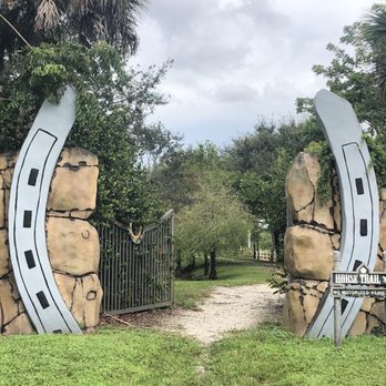 Sunshine Ranches Equestrian Park - Parks Near Me - Southwest Ranches, Florida
