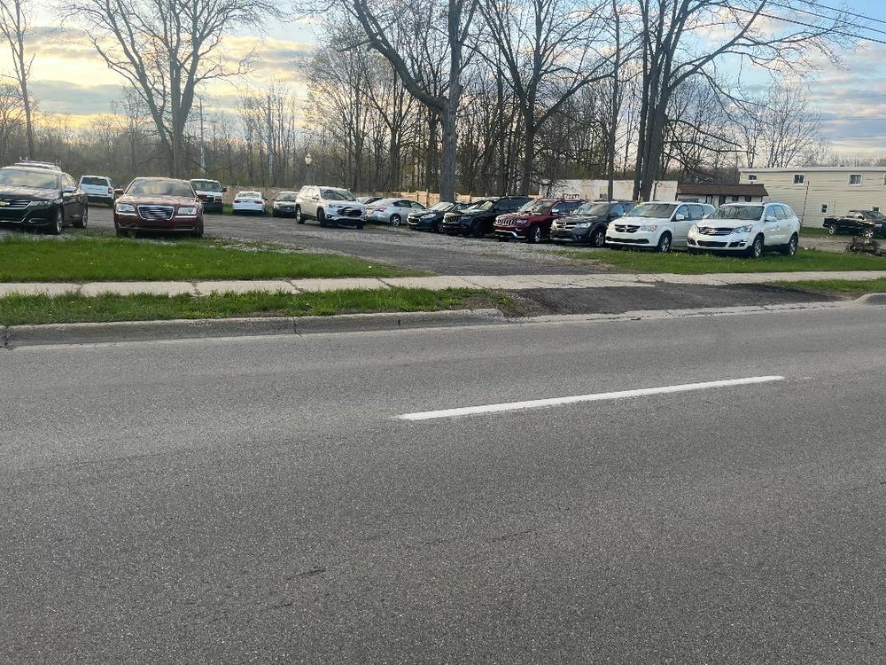 BUDGET CARS OF LANSING Updated September 2024 5528 S Martin Luther