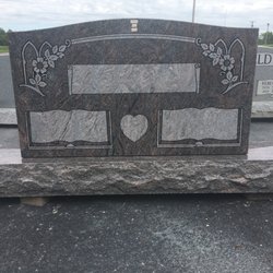 West KY Memorials - Monuments at WKM are offered in many different sizes, polishes, and granite color options. The monument designs offered by WKM are endless.