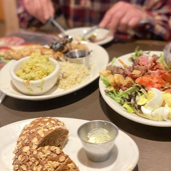 Black Angus Steakhouse - Steakhouses Near Me - Brentwood, California