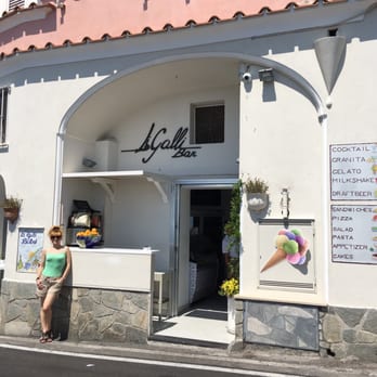 Li Galli Bar - Small and quaint, with great food. - Italian Near Me - Positano, SA