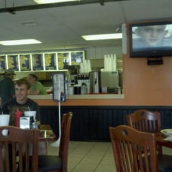 Pete's On Poinsett