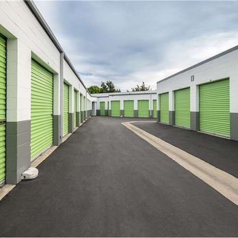 Extra Space Storage - Exterior Units - Extra Space Storage at 15125 Lakewood Blvd, Paramount, CA 90723 - Self Storage Near Me - Paramount, California