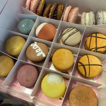 Sweet Velvet Macarons - Bakeries Near Me - Lititz, Pennsylvania