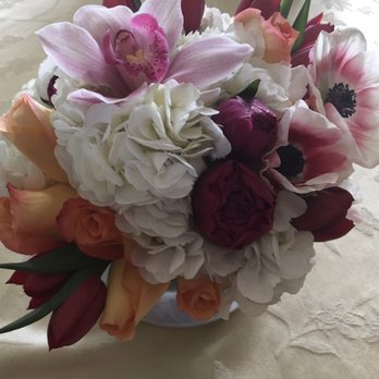 Kitanim - Beautiful arrangement. - Party & Event Planning Near Me - Miami, Florida