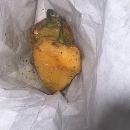 Perfectly seasoned yellow chile Perfectly seasoned yellow chile