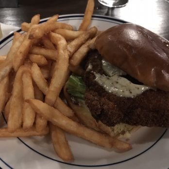 Goldfinch Tap + Eatery - Cocktail Bars Near Me - Marion, Iowa