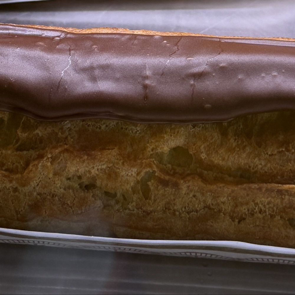 Chocolate Eclair