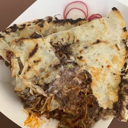 Beef tlayudas