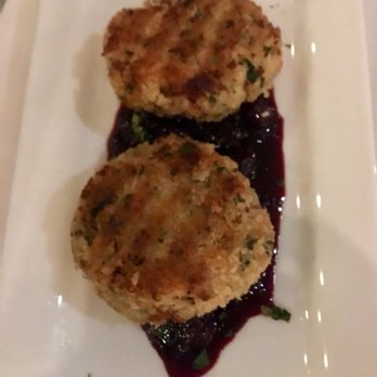 The Cottage - Crab cake, yammy! - Cocktail Bars Near Me - Bothell, Washington