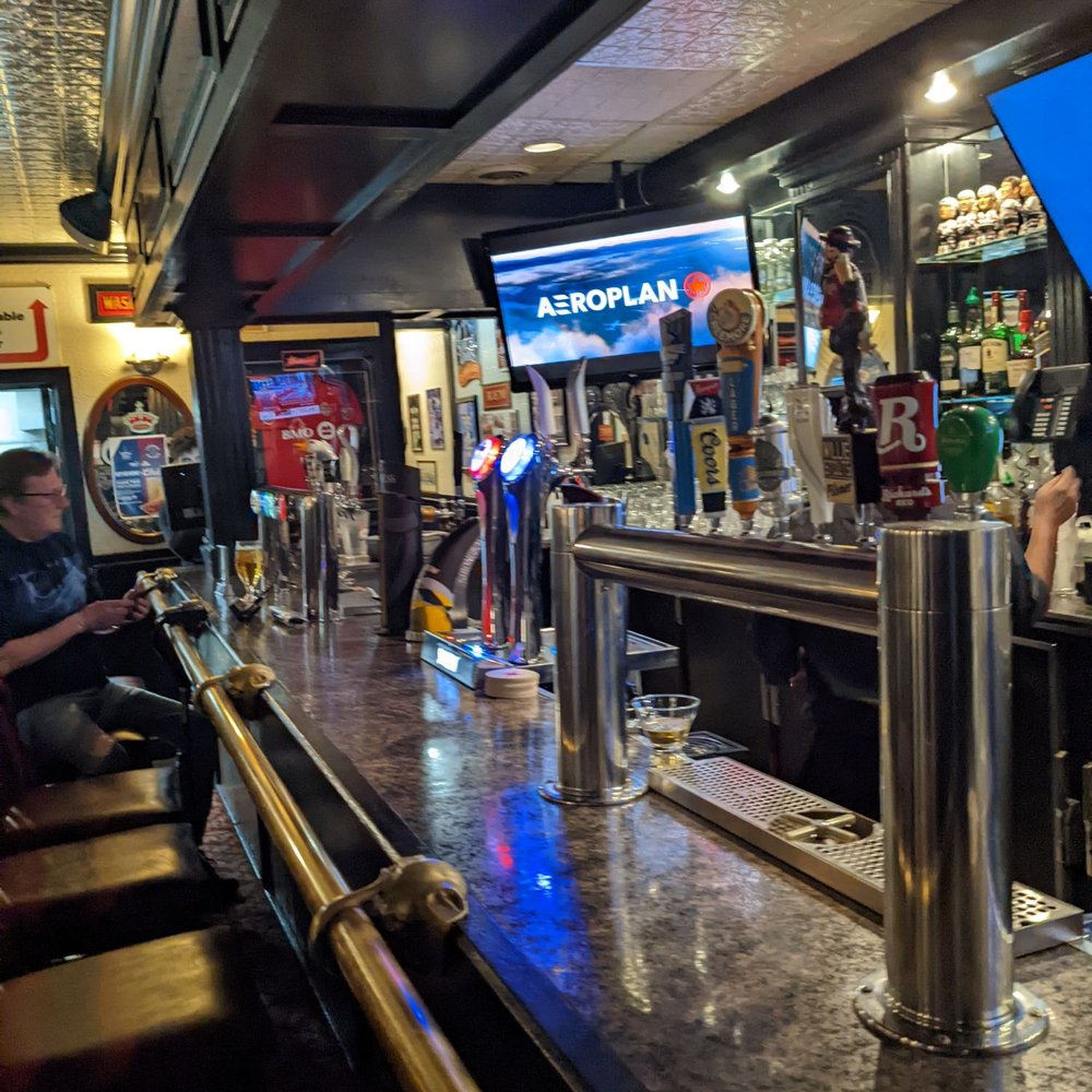 Willie Stouts - Bar - Pubs Near Me - North York, Ontario Willie Stouts - Bar - Pubs Near Me - North York, Ontario