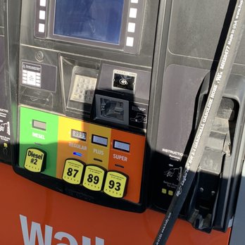 Wally's - Gas Stations Near Me - Fenton, Missouri Wally's - Gas Stations Near Me - Fenton, Missouri
