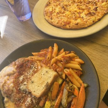 Empire Cafe - Pineapple pizza eggplant pasta - Breakfast & Brunch Near Me - Houston, Texas