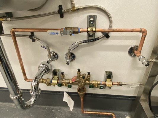 PM Plumbing Services Logo