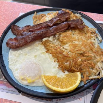 Bonnie Lu's - Cafes Near Me - Ojai, California