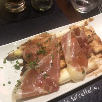 La Vie d'Ange - White asparagus with smoked ham - French Near Me - Paris, 75