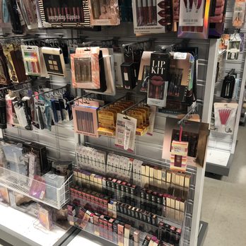Marshalls - Best Beauty Brands - Department Stores Near Me - Arlington Heights, Illinois