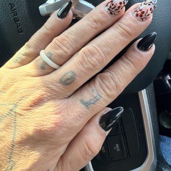 Diamond Nail Lounge - Nail Salons Near Me - Durant, Oklahoma