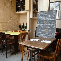 Aux Crieurs de Vin, Bistro-cave