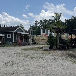 Vintage Village - Outside area