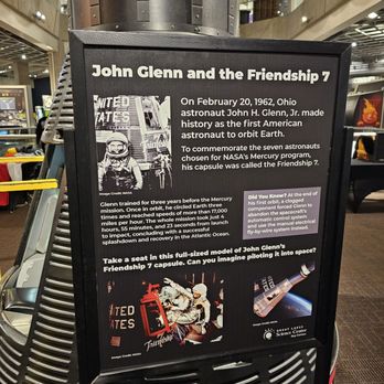 Great Lakes Science Center - Sign - Children's Museums Near Me - Cleveland, Ohio
