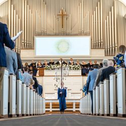 Roswell Presbyterian Church - Traditional Easter Worship
