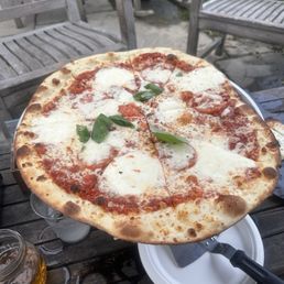 Martharita Pizza (Sauce-less) added red sauce Martharita Pizza (Sauce-less) added red sauce