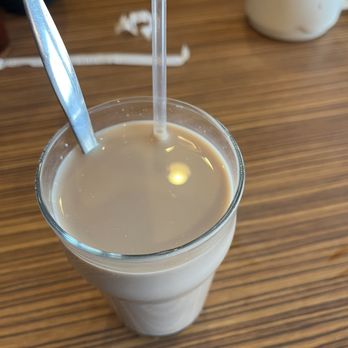 IHOP - Chocolate milk with Spoiled milk , tasted bad.  Smell bad - Breakfast & Brunch Near Me - Wheaton, Maryland