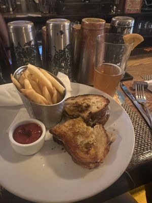 Hamilton Hall Bar & Restaurant by null