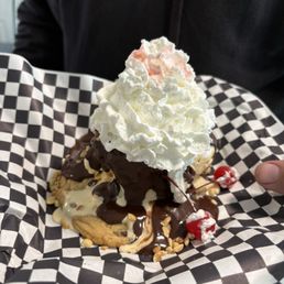 Cookie Sundae