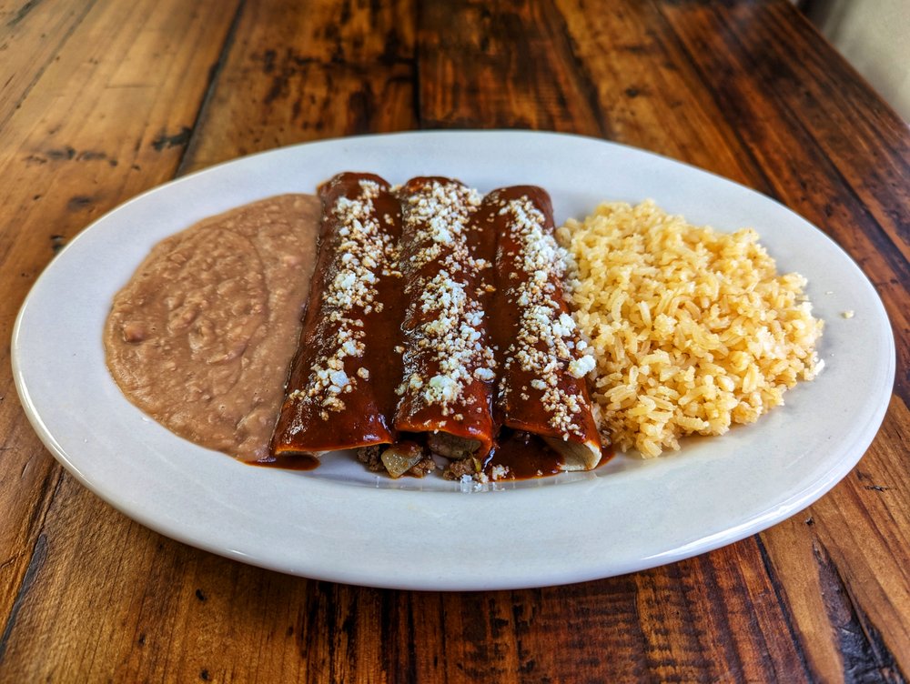 Bruno's Mexican Kitchen Logo