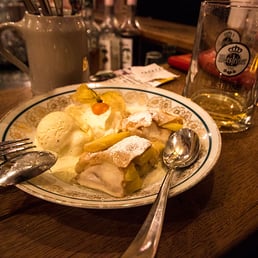 Appel strudel for dessert.