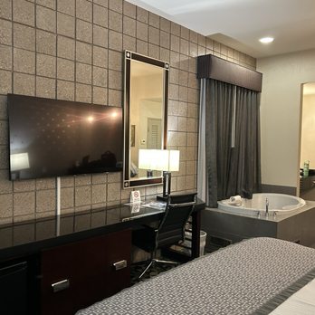 Best Western Plus Sundial - Main living area - Hotels Near Me - Scottsdale, Arizona Best Western Plus Sundial - Main living area - Hotels Near Me - Scottsdale, Arizona
