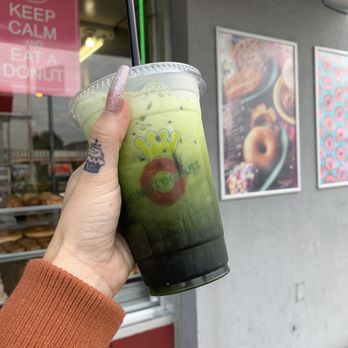King's Donuts - Thai Green Tea - Donuts Near Me - Garden Grove, California