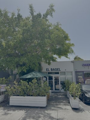 El Bagel by null