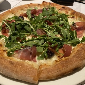Sixty Vines - Fig & prosciutto pizza - Wine Bars Near Me - Winter Park, Florida Sixty Vines - Fig & prosciutto pizza - Wine Bars Near Me - Winter Park, Florida