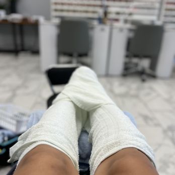 A 1Nails - Nicely wrapped with hot towels - Nail Salons Near Me - Nashville, Tennessee A 1Nails - Nicely wrapped with hot towels - Nail Salons Near Me - Nashville, Tennessee