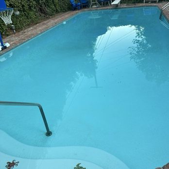 Clear Water Pools - Pool Cleaners Near Me
