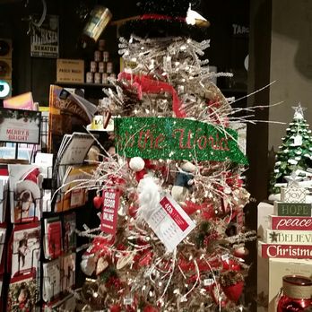 Cracker Barrel Old Country Store - American Near Me - Centerville, Ohio