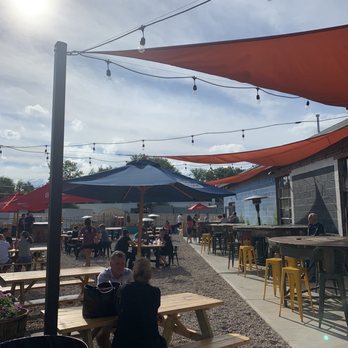 GastroPark - Outside tables - Food Trucks Near Me - West Hartford, Connecticut GastroPark - Outside tables - Food Trucks Near Me - West Hartford, Connecticut