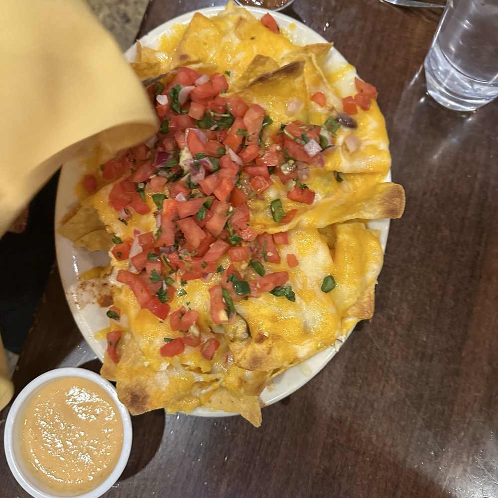 1/2 Nachos 1/2 Nachos